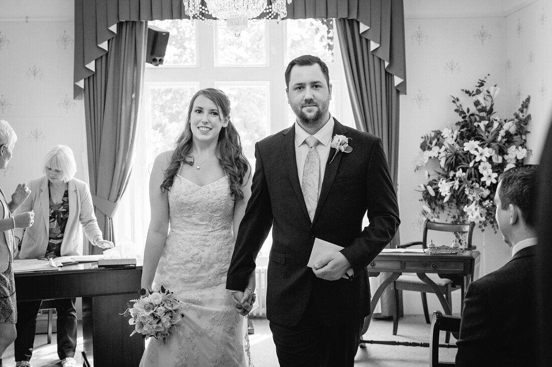 guildford registry office