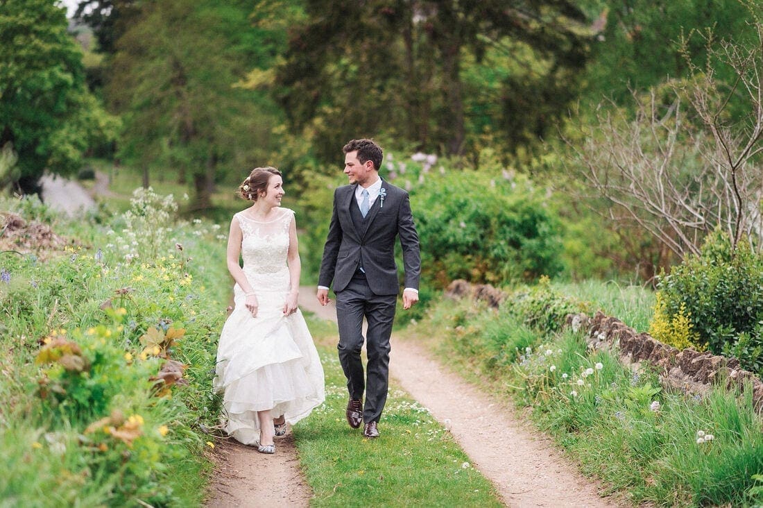 natural surrey wedding photography