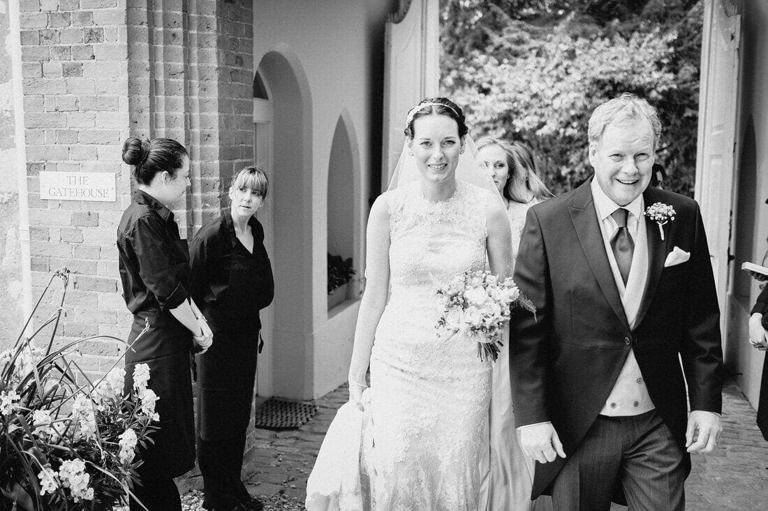 farnham-castle-surrey-wedding_0017