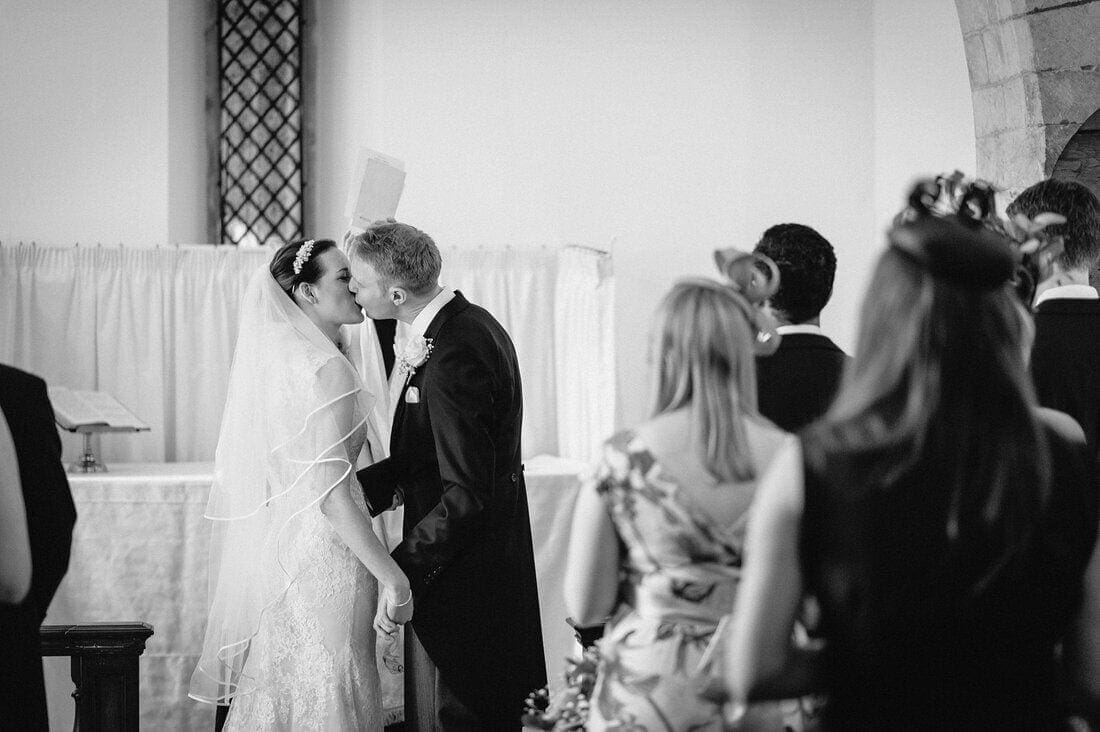 farnham-castle-surrey-wedding_0026