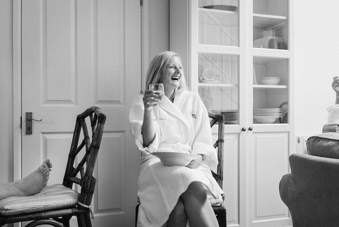 unposed wedding photography hampshire