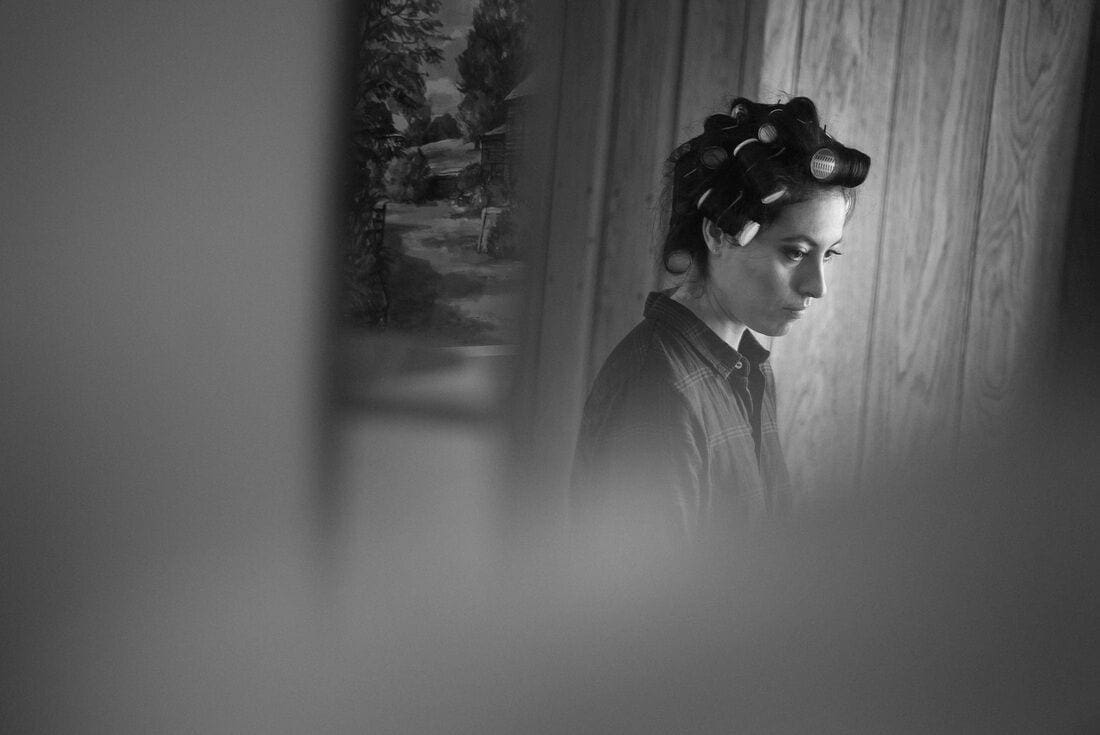 the bride has a moment to herself