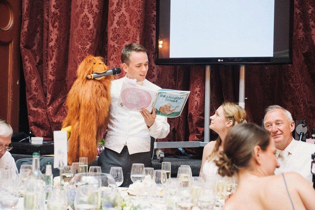 organising a wedding