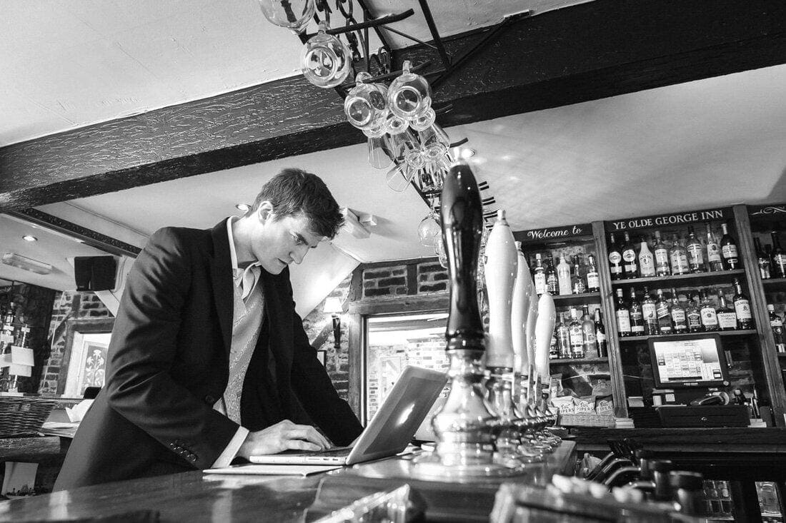 preparing the wedding speech