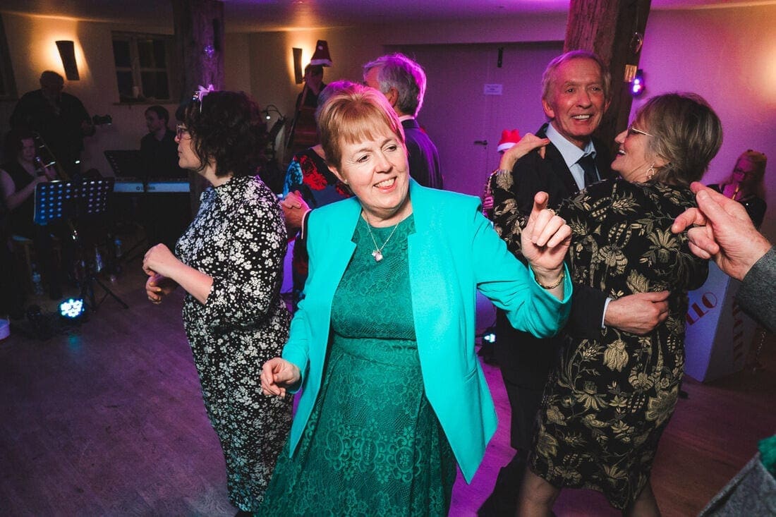 bury court barn wedding photography